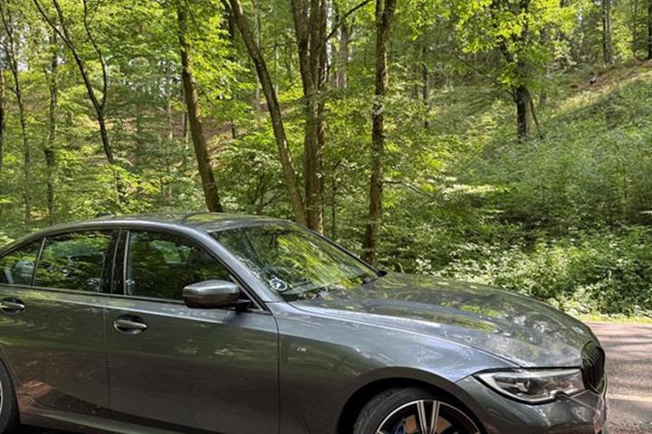 undefined BMW 330d fra 2019