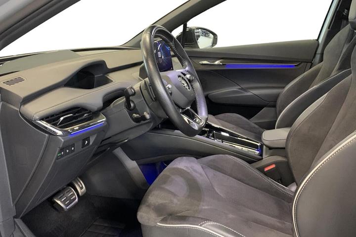 Sølv Skoda Enyaq fra 2023
