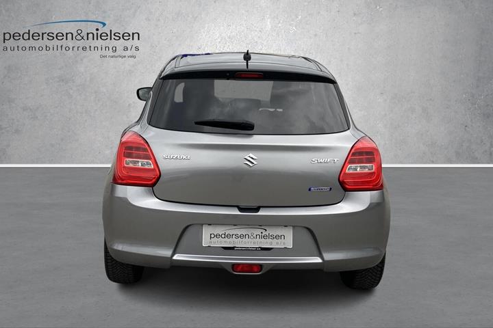 Sølv Suzuki Swift fra 2017