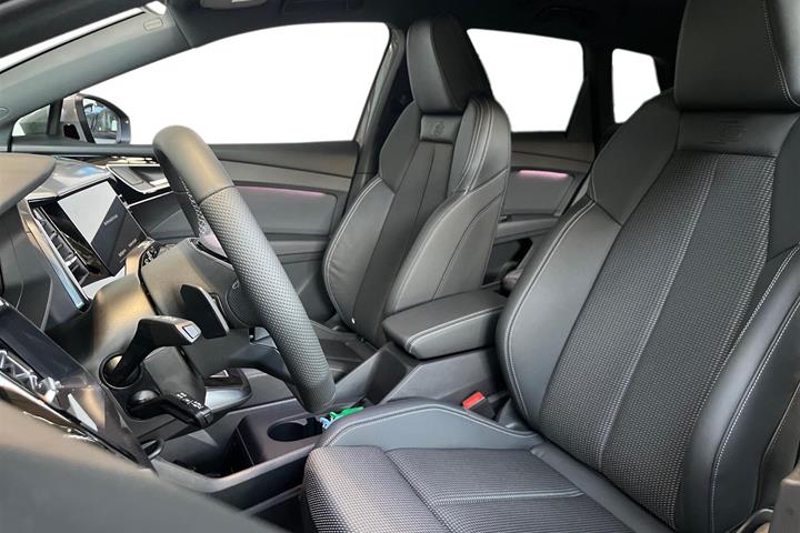 Grå Audi Q4 fra 2026