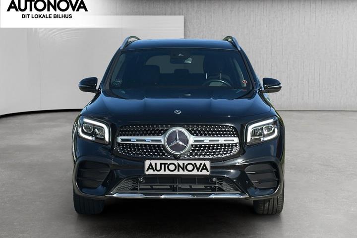 Sort Mercedes GLB200 d fra 2021