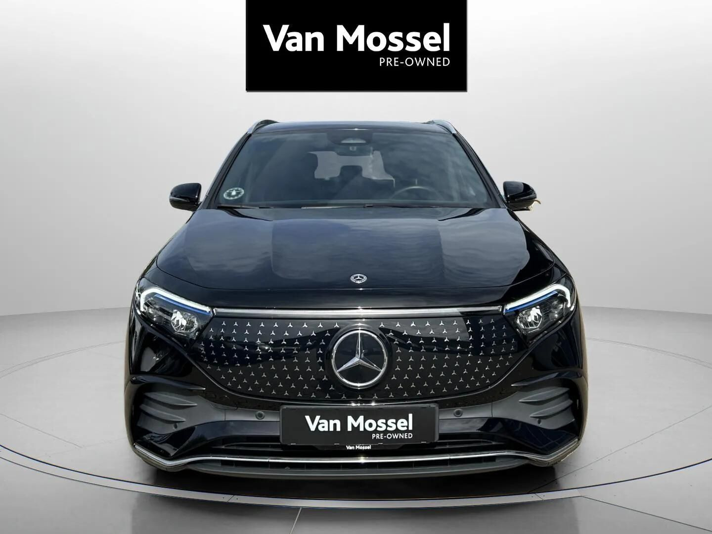 Sort Mercedes EQA250+ fra 2024