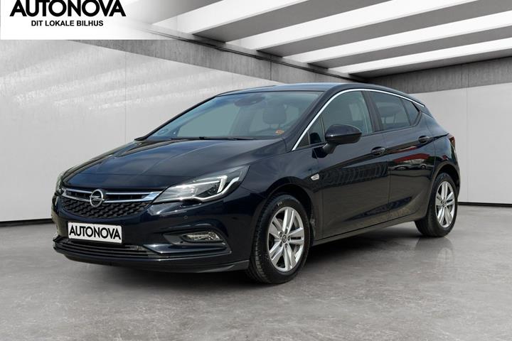 Blå Opel Astra fra 2019