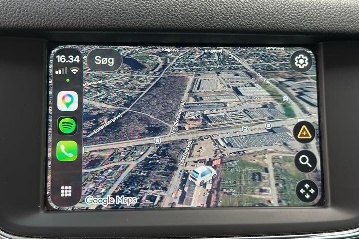 Blå Opel Astra fra 2019