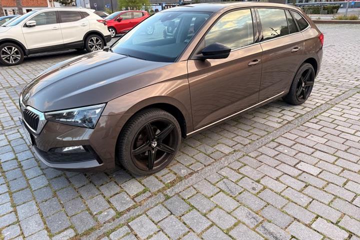 undefined Skoda Scala fra 2021