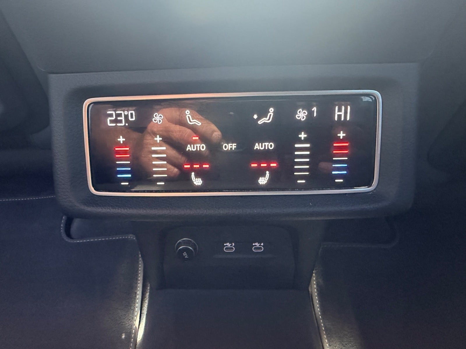 Sort Audi e-tron fra 2021