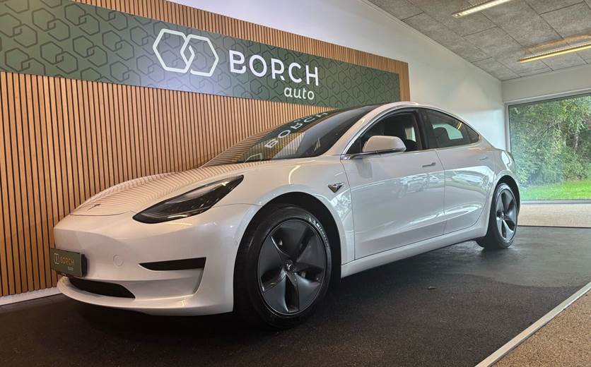 Tesla Model 3 Standard Range+ RWD