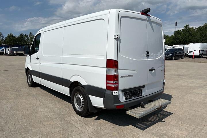 Hvid Mercedes Sprinter 216 fra 2018