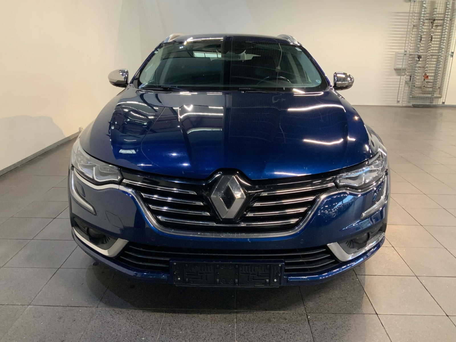 Blå Renault Talisman fra 2016