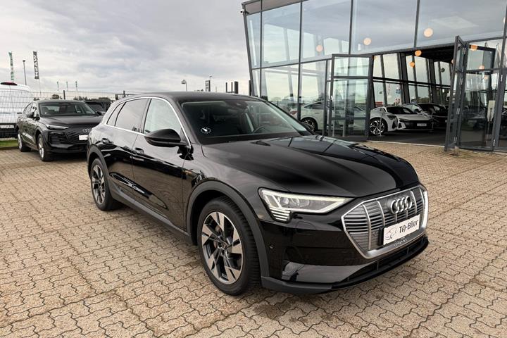 Sort Audi e-tron fra 2022