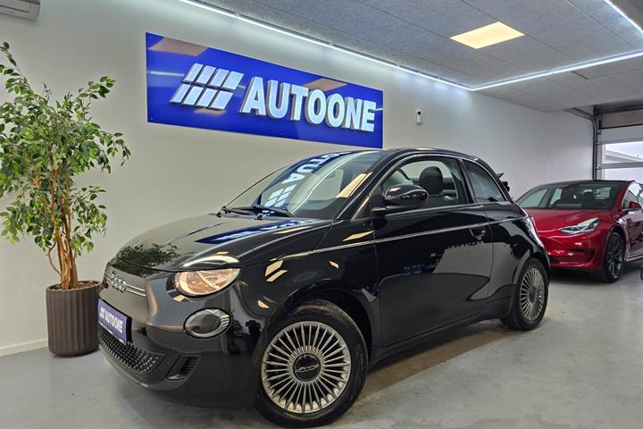 Sort Fiat 500e fra 2023