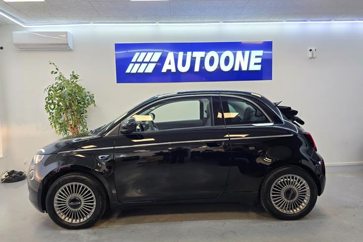 Sort Fiat 500e fra 2023