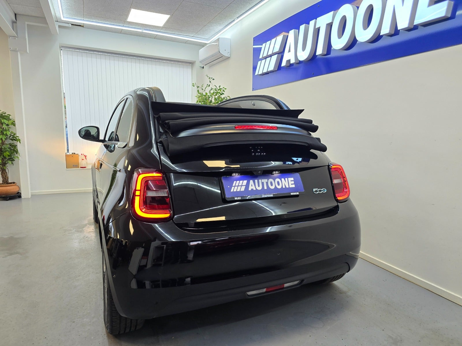 Sort Fiat 500e fra 2023