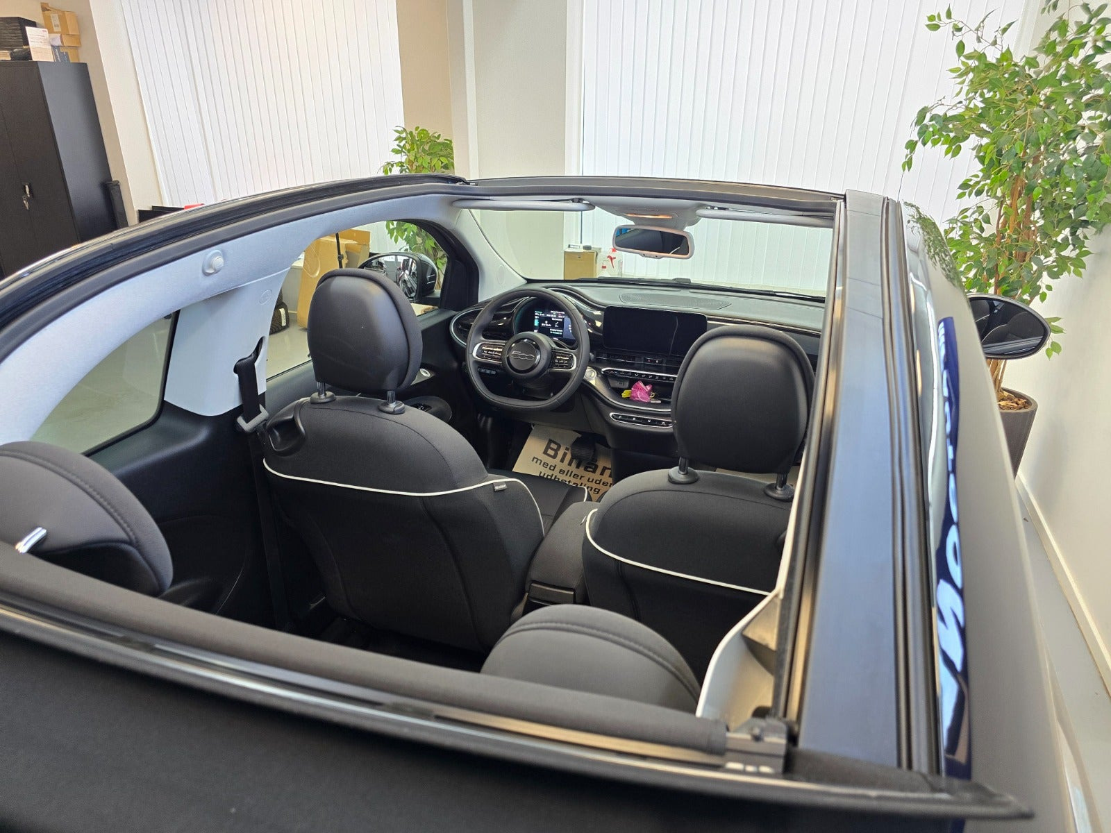 Sort Fiat 500e fra 2023