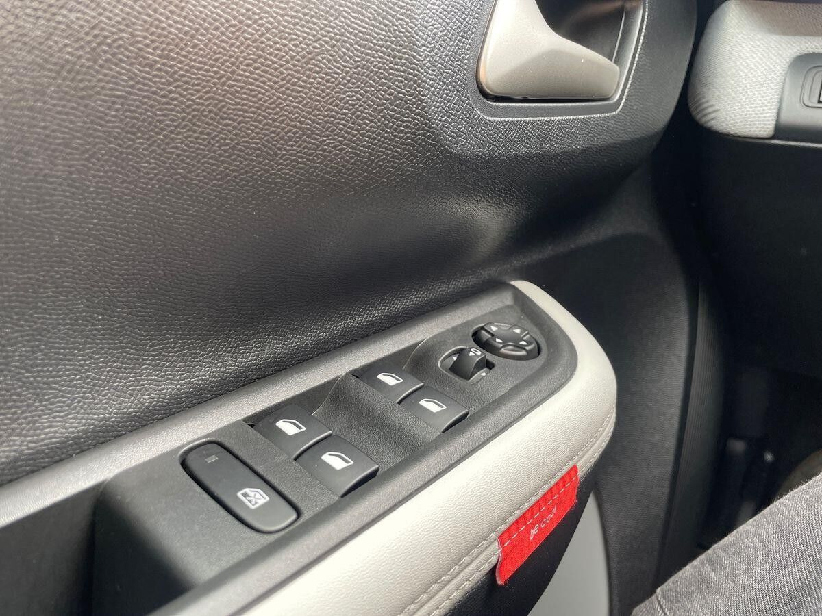 Sort Citroën e-C3 Aircross fra 2025