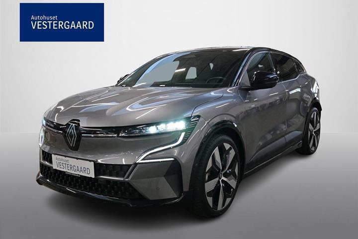 Grå Renault Megane E-Tech fra 2023 set udefra