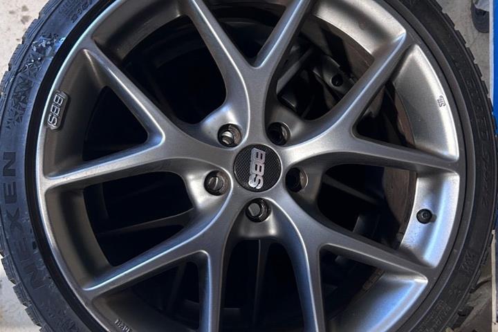 Hvid VW Polo fra 2020