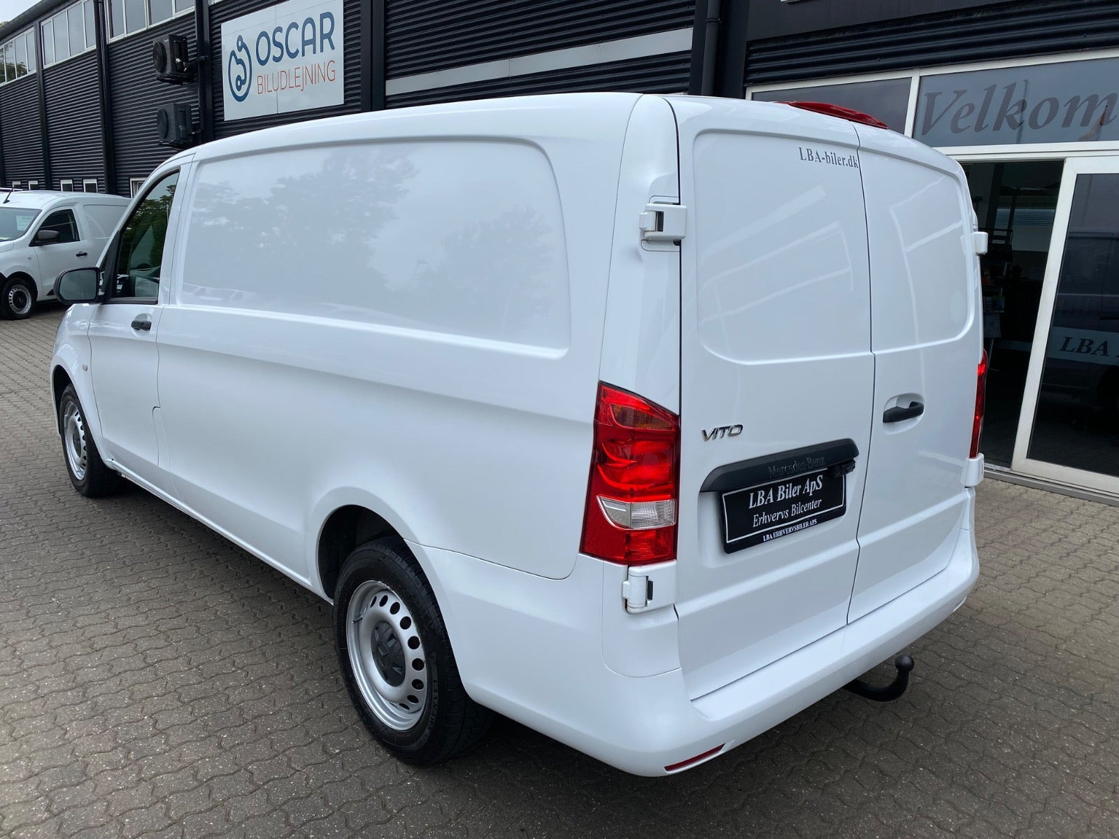 Hvid Mercedes Vito 114 fra 2021