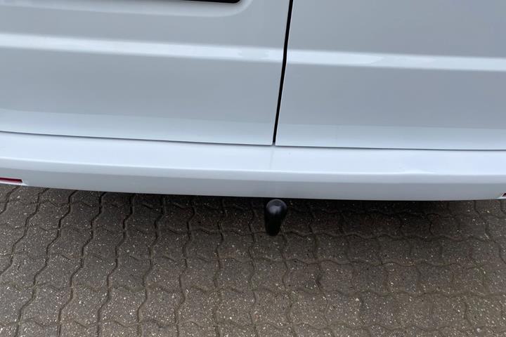 Hvid Mercedes Vito 114 fra 2021