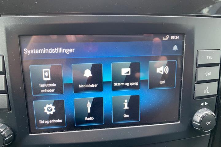 Hvid Mercedes Vito 114 fra 2021