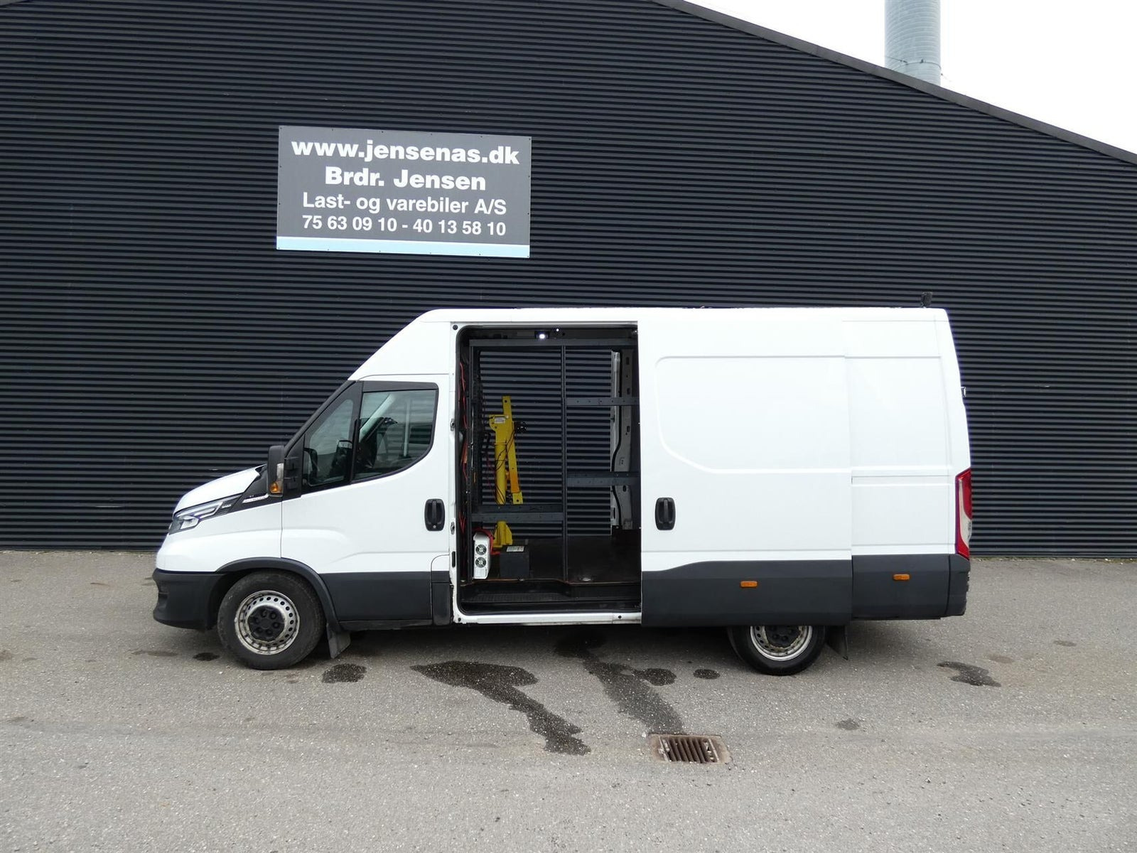 Iveco Daily 3,0 35S18 12m³ Van AG8