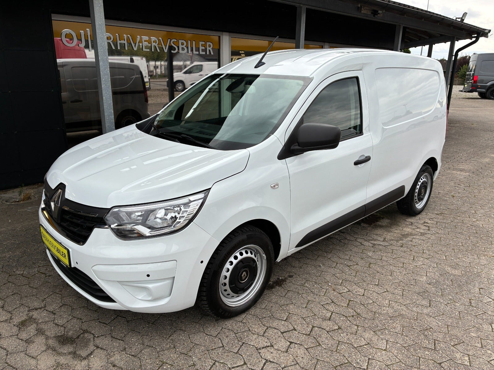 Hvid Renault Express fra 2022