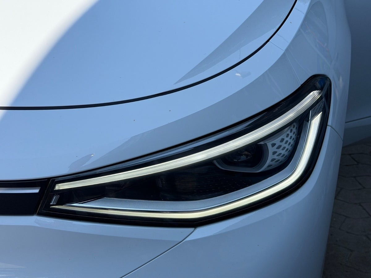 Hvid VW ID.5 fra 2024