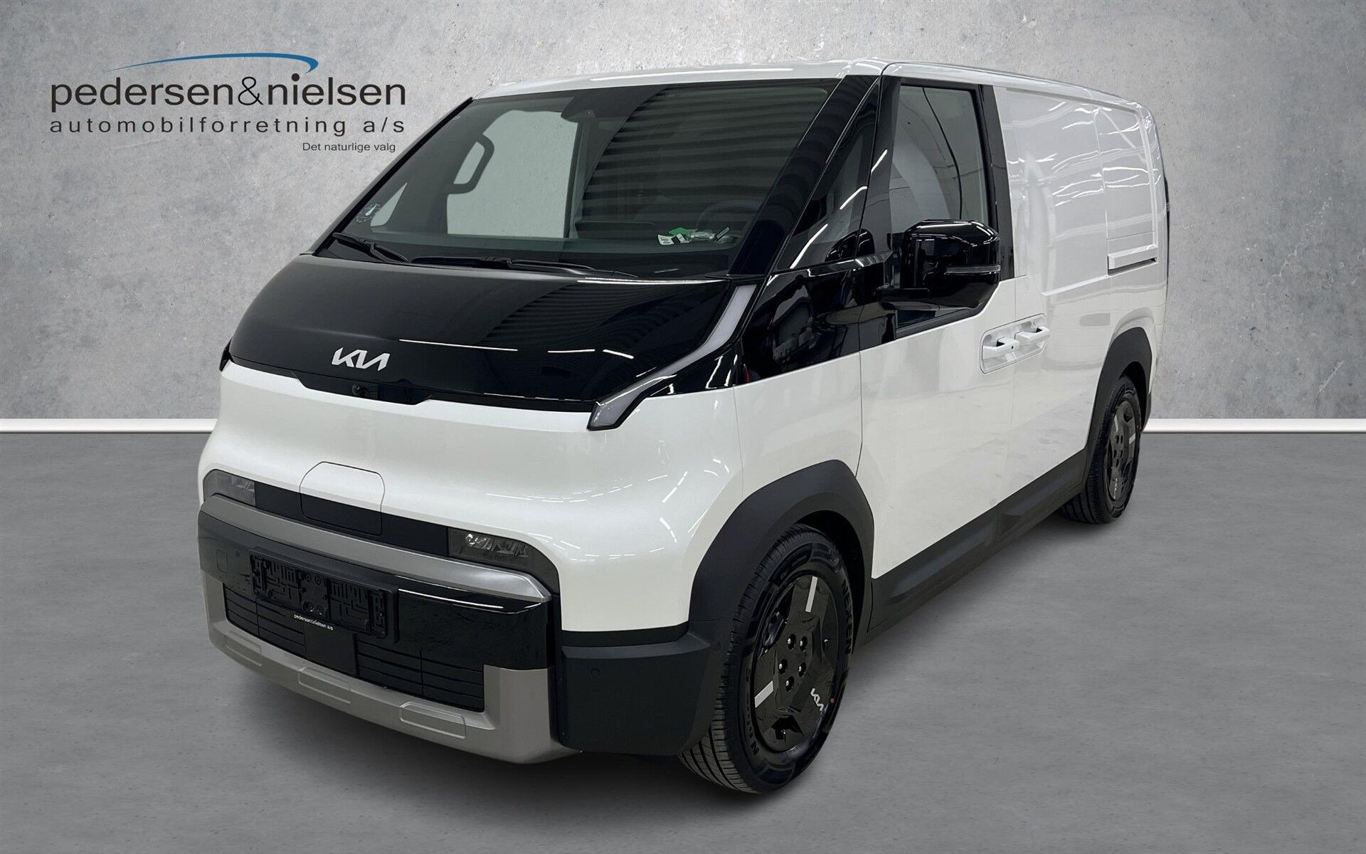 Kia PV5 Cargo L2H1 Long Range Work 163HK Van Aut.
