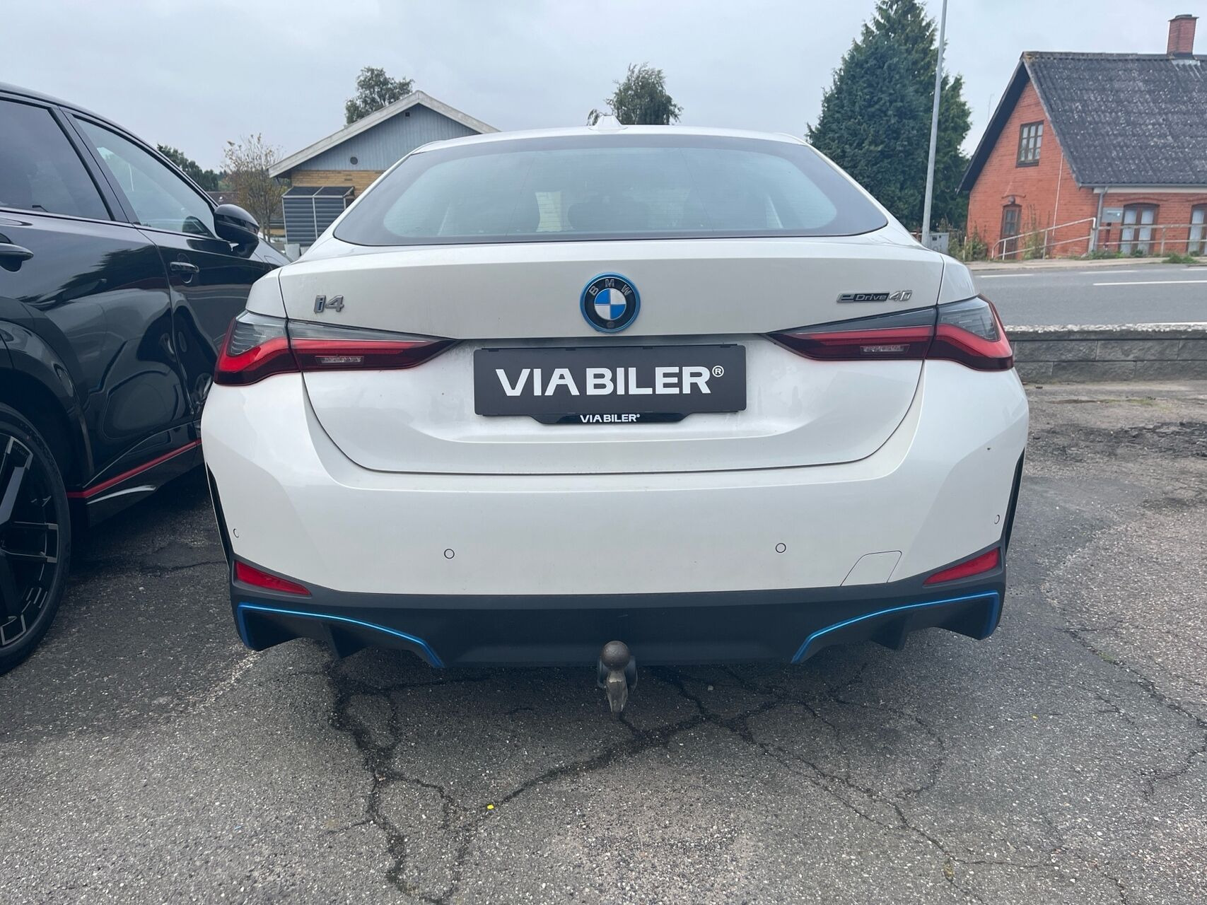 Hvid BMW i4 fra 2022