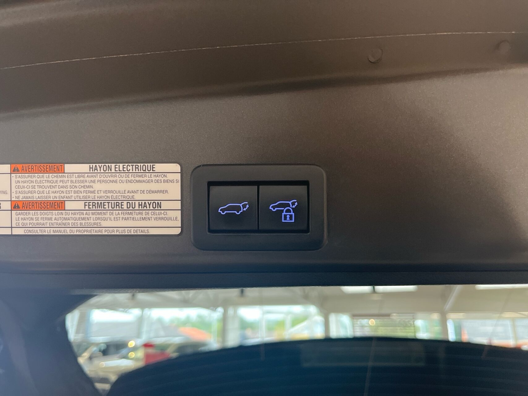 Grå Toyota Yaris Cross fra 2021