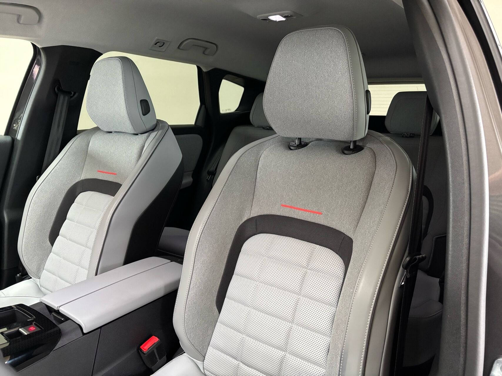 Sort Citroën ë-C5 Aircross fra 2026