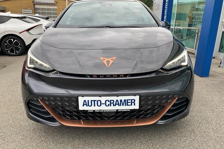 Grå Cupra Born fra 2024