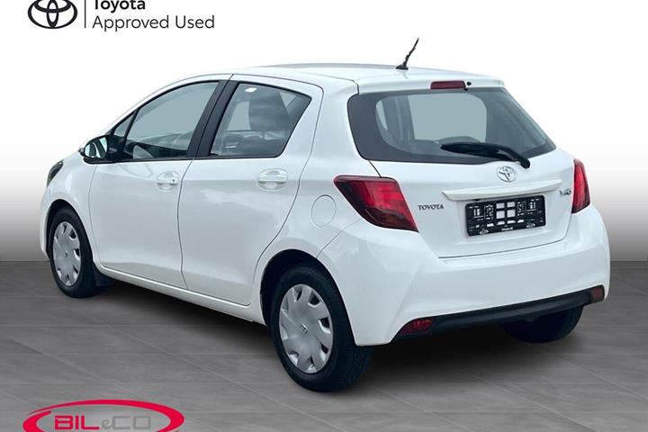 Hvid Toyota Yaris fra 2016