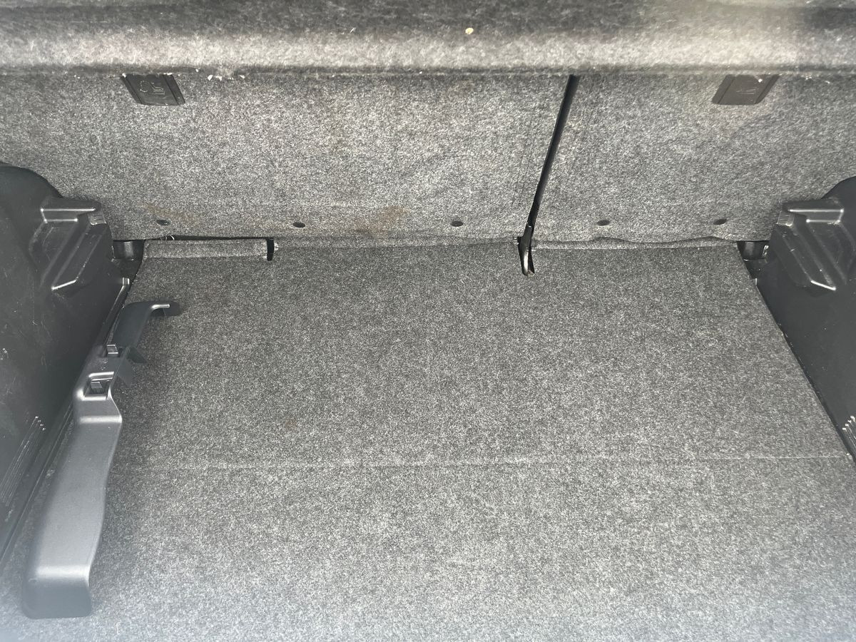 Hvid Toyota Yaris fra 2016