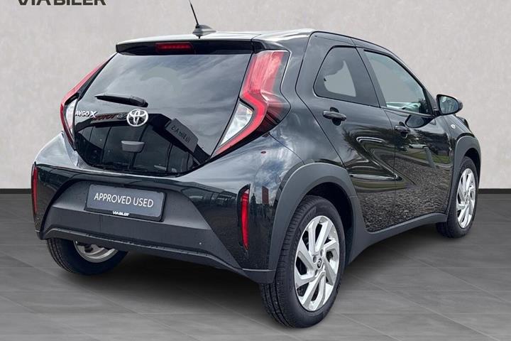 Sort Toyota Aygo X fra 2025