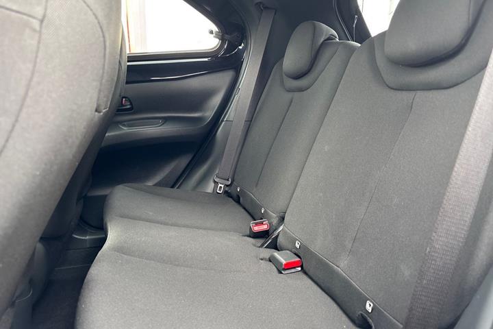 Sort Toyota Aygo X fra 2025