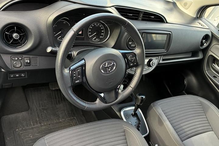 undefined Toyota Yaris fra 2019
