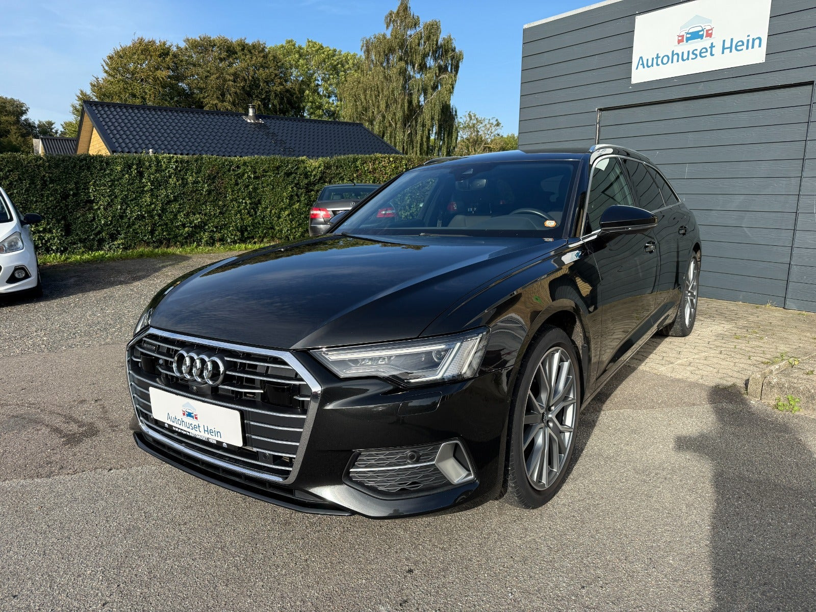 Grå Audi A6 fra 2019