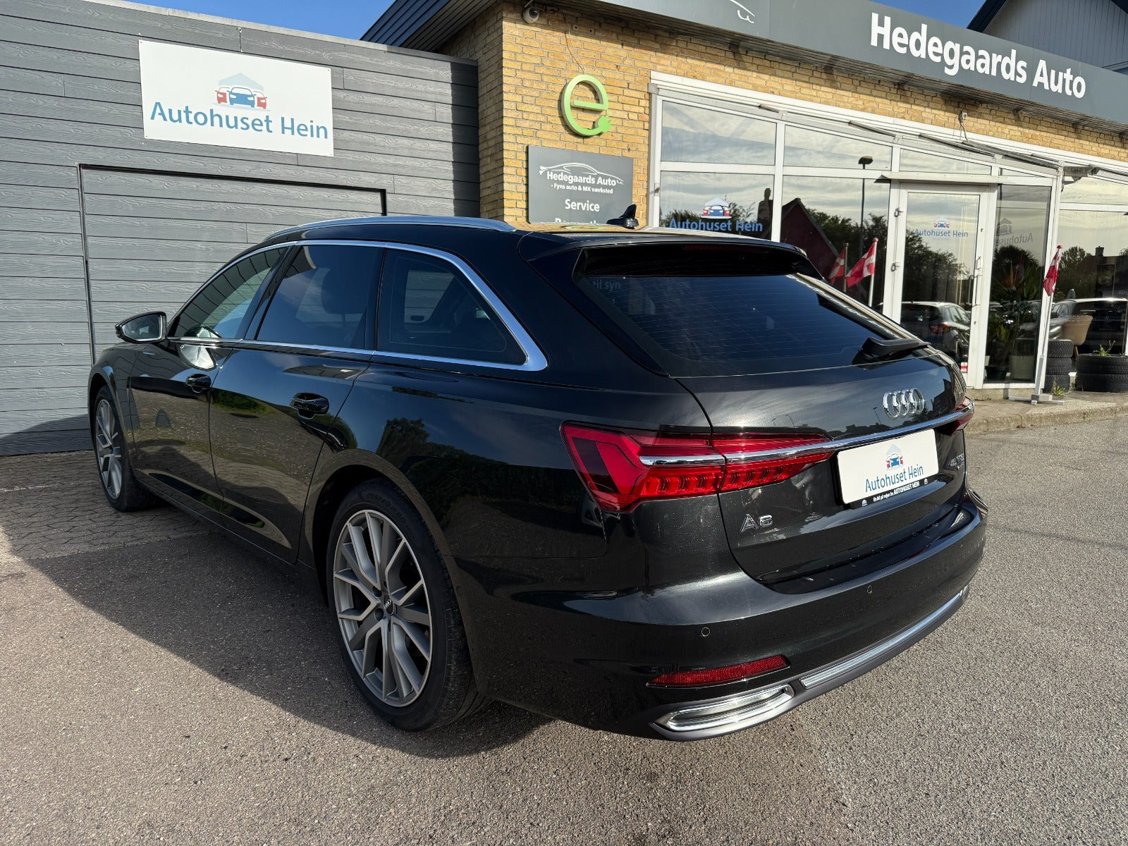 Grå Audi A6 fra 2019