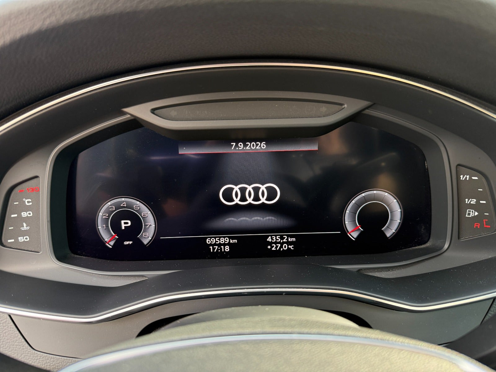 Grå Audi A6 fra 2019