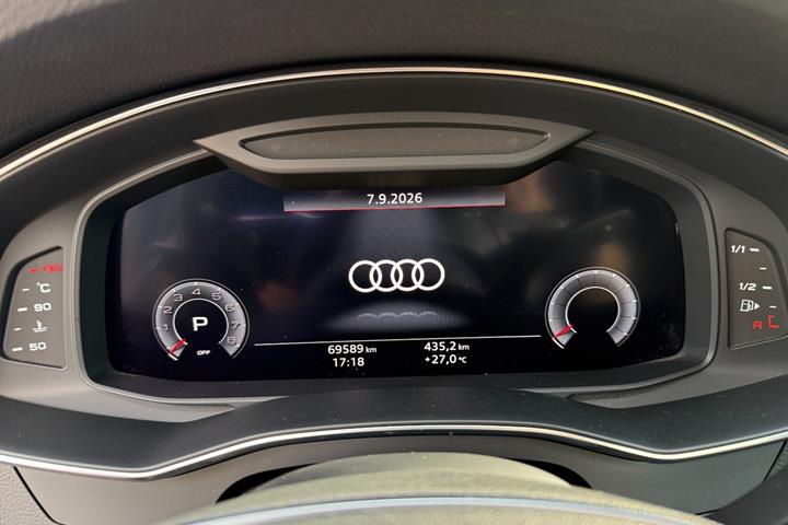Grå Audi A6 fra 2019