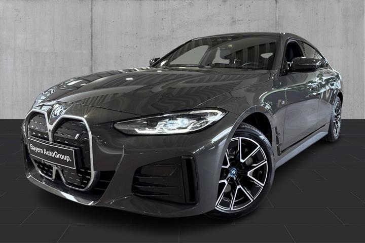 Grå BMW i4 fra 2022