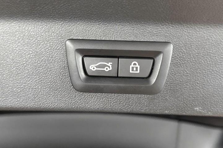 Sort BMW iX3 fra 2023