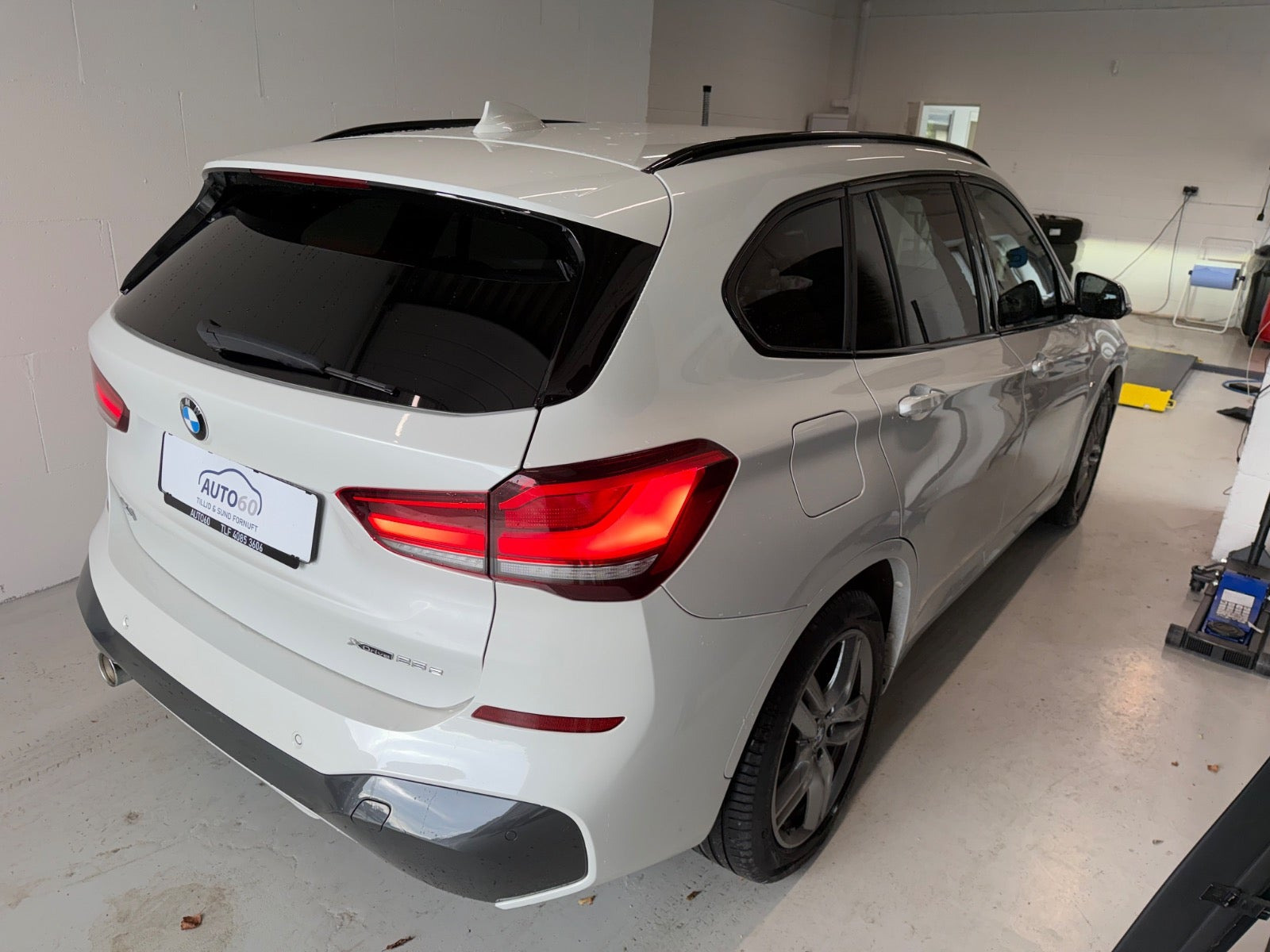 Hvid BMW X1 fra 2021