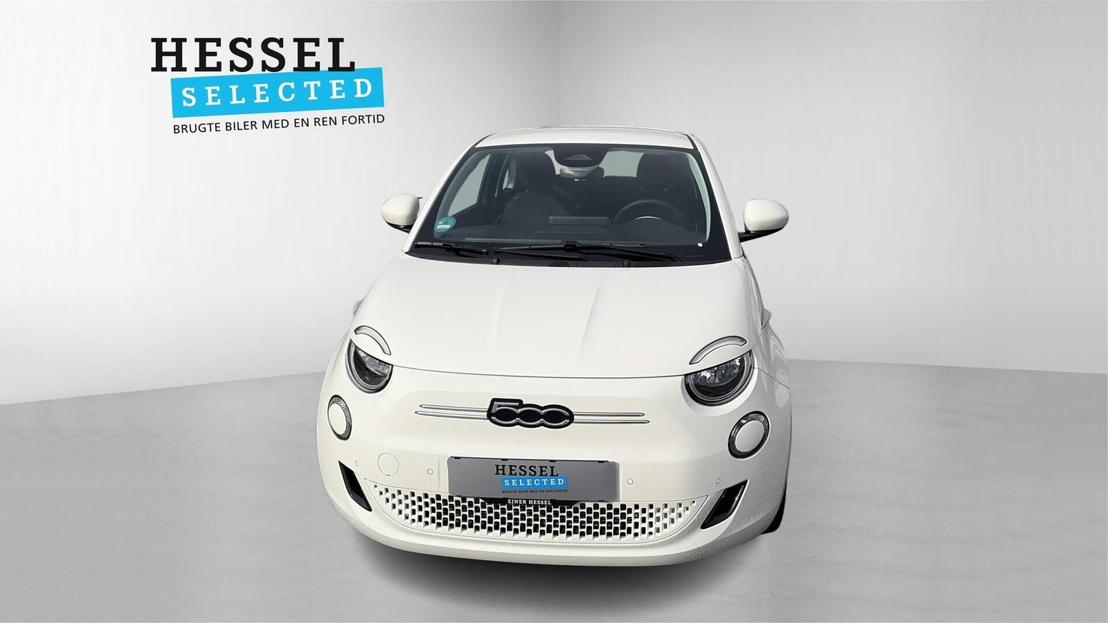 Hvid Fiat 500e fra 2024