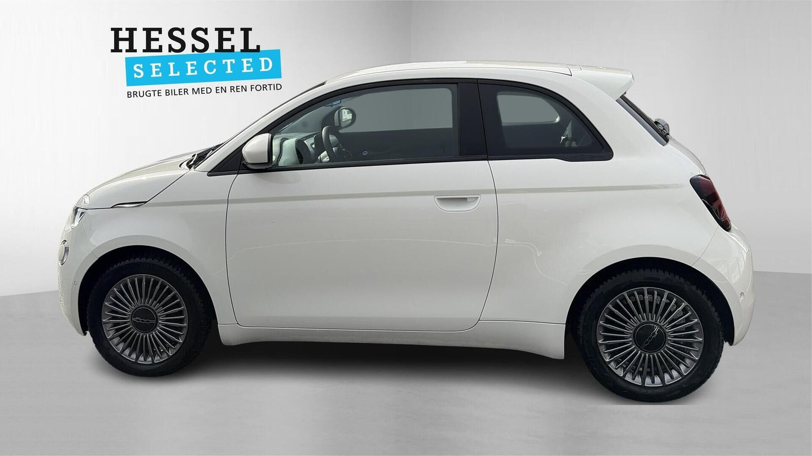 Hvid Fiat 500e fra 2024