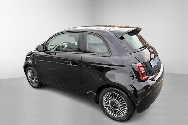 Sort Fiat 500e fra 2024