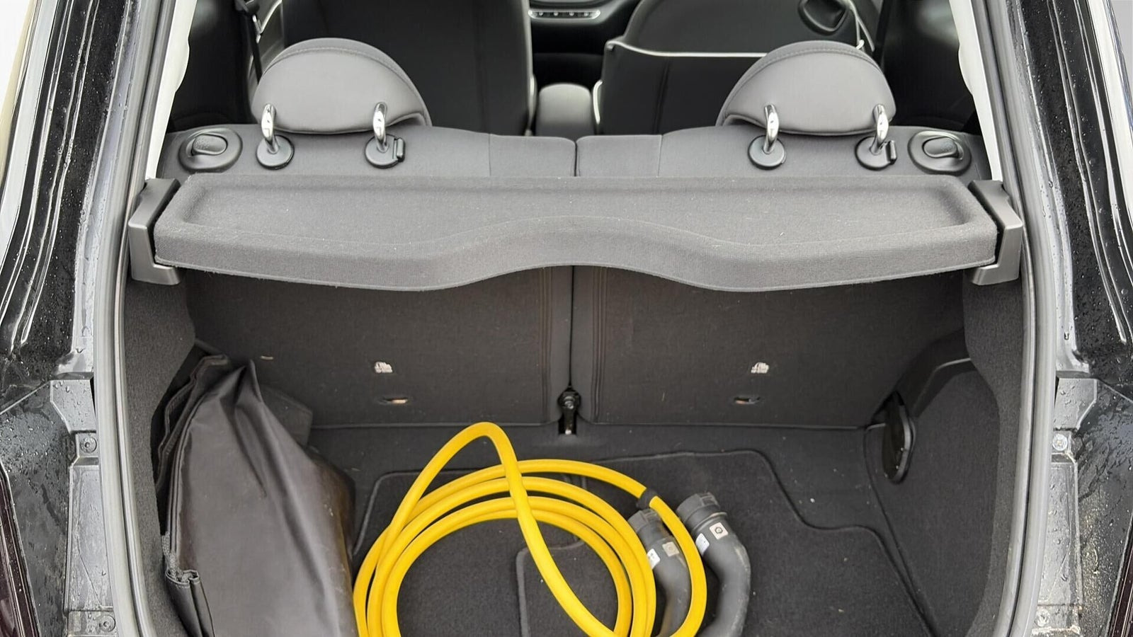 Sort Fiat 500e fra 2024