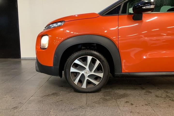 Orange Citroën C3 Aircross fra 2017