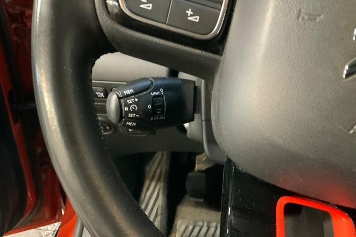 Orange Citroën C3 Aircross fra 2017